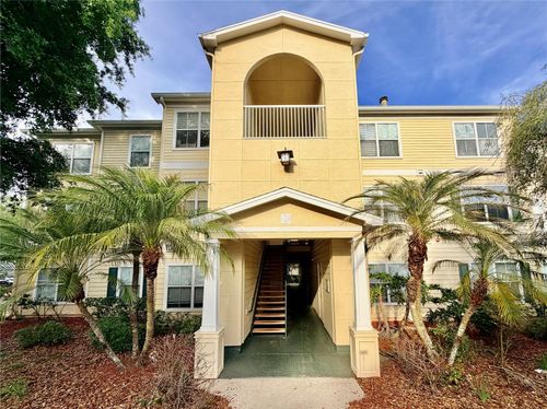 18111 Bridle Bit Ln, TAMPA, FL, 33647-1777 | Card Image