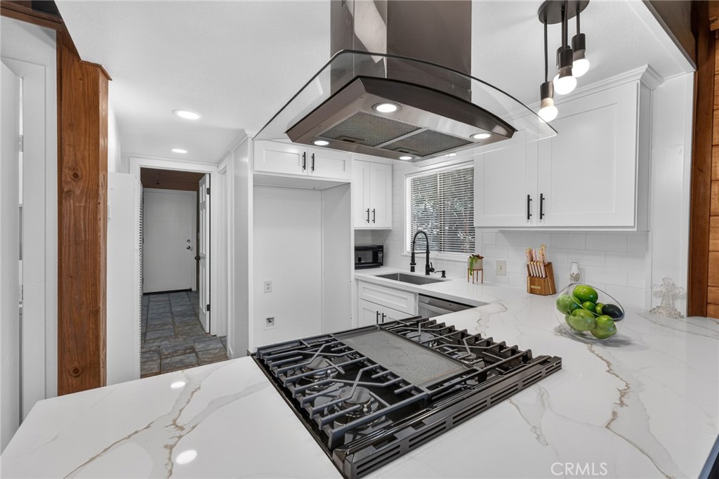 Residential in Lake Arrowhead 4