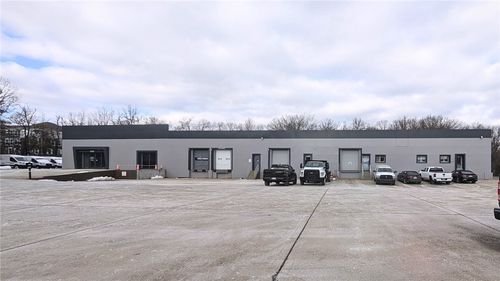 3012 Unionville Rd, Cranberry Twp, PA, 16066-3408 | Card Image