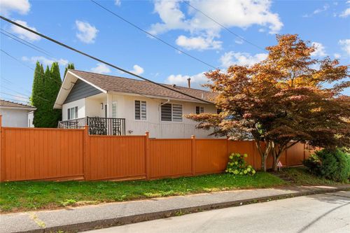 3708 Price St, Burnaby, BC, V5G2K8 | Card Image