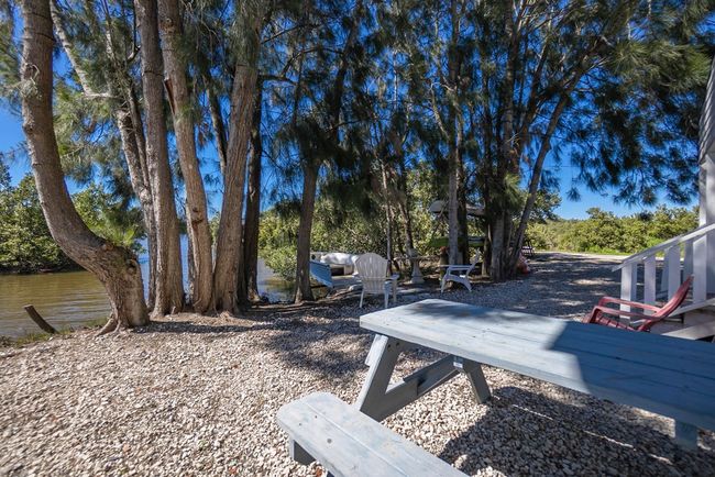 16490 Sw Indiana Ave, House other with 4 bedrooms, 4 bathrooms and null parking in CEDAR KEY FL | Image 62