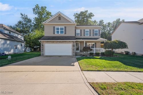 39030 Arcadia Cir, Willoughby, OH, 44094-7881 | Card Image