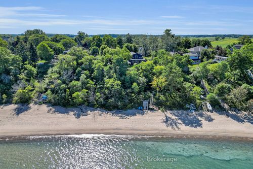 3692 Beverly Glen, Camlachie, ON, N0N1E0 | Card Image