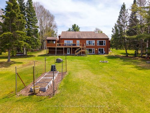 258 Lakeside Trail, Magnetawan, ON, P0A1P0 | Card Image