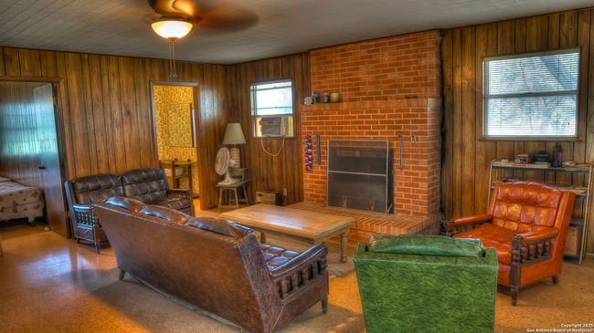 154 Weston Rd, House other with 1 bedrooms, 1 bathrooms and null parking in Leakey TX | Image 21