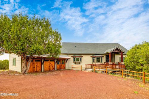 2667 E Overlook Dr, Williams, AZ, 86046 | Card Image