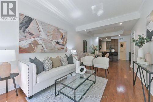 24-70 Byng Avenue, Toronto (Willowdale East), ON, M2N7L9 | Card Image