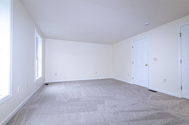 291 Whittington St, House other with 3 bedrooms, 3 bathrooms and null parking in Manchester NH | Image 25