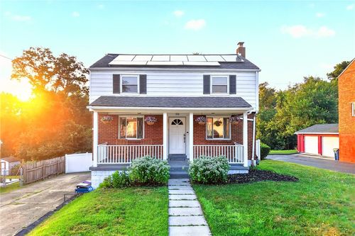 434 Regency Dr, Pittsburgh, PA, 15239-1712 | Card Image