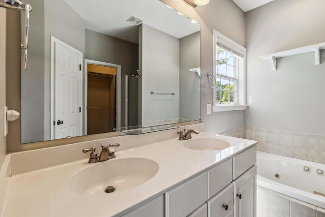 1073 Corie Crest Dr, House other with 3 bedrooms, 3 bathrooms and null parking in Boiling Springs SC | Image 16