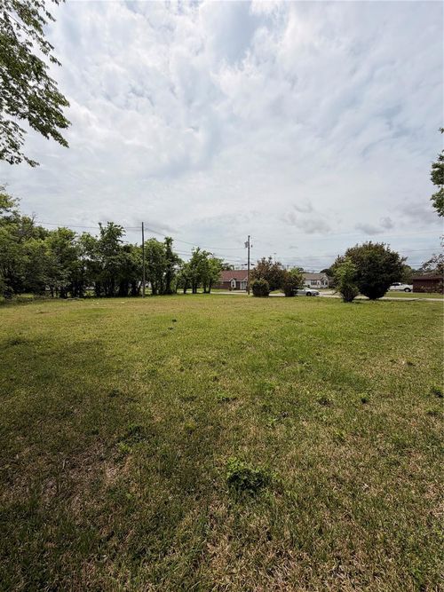 2151 Saint Anthony Street, Beaumont, TX, 77701 | Card Image