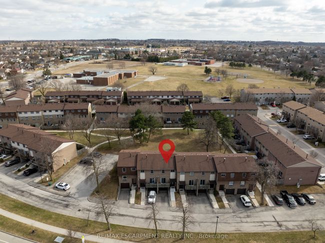 53 - 1115 Paramount Dr, Condo with 3 bedrooms, 2 bathrooms and 1 parking in Stoney Creek ON | Image 34