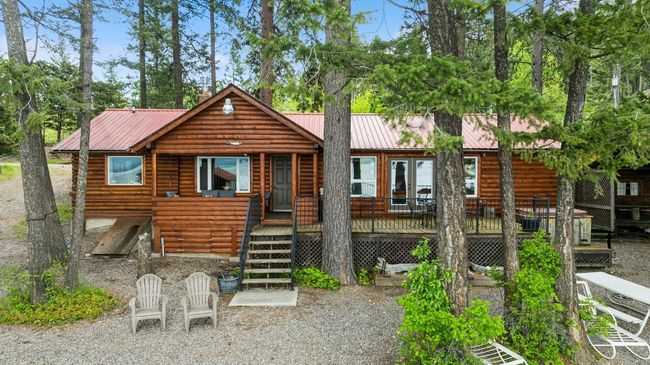 Front of Cabin | Image 4