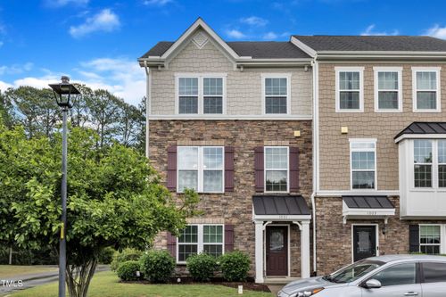 1001 Tender Dr, Apex, NC, 27502-2405 | Card Image