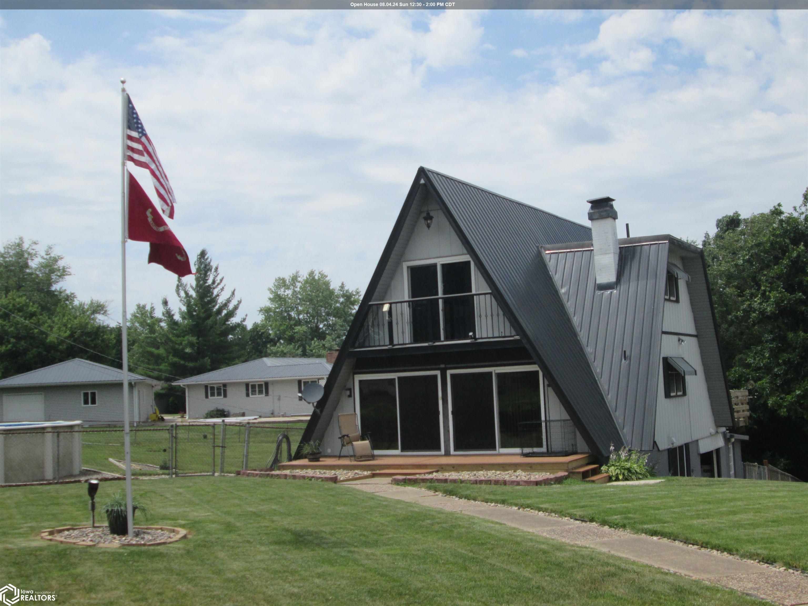 Lake Crest Dr, West Burlington, IA 52655