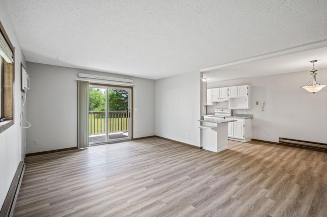 APT-102 - 3255 80 Th St E, Condo with 2 bedrooms, 2 bathrooms and null parking in Inver Grove Heights MN | Image 8
