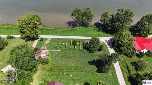 109 Locust St, Cloverport, KY, 40111-1217 | Card Image