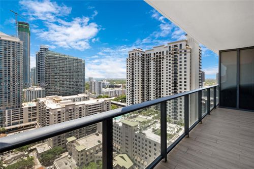 2305-45 Sw 9th St, Miami, FL, 33130-5002 | Card Image