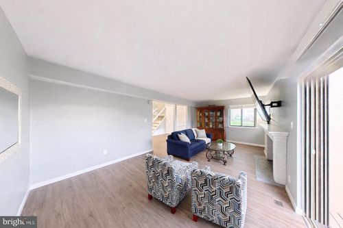 18428 Point Seneca Pl, GERMANTOWN, MD, 20874-2107 | Card Image