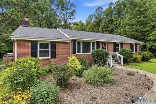 8585 Anderson Ct, Mechanicsville, VA, 23116-3101 | Card Image