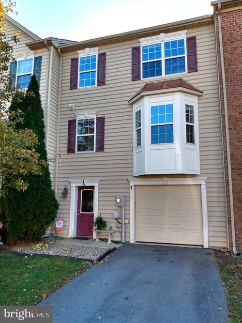 237 Whitley Dr, CHAMBERSBURG, PA, 17201-8790 | Card Image