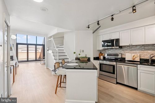 apt-1812-1301 N Courthouse Rd, ARLINGTON, VA, 22201-2520 | Card Image