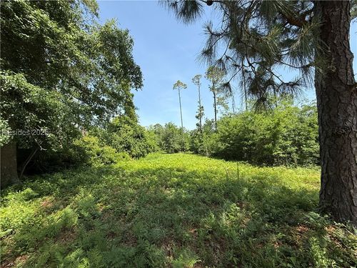 5 Caladium Ct, Hilton Head Island, SC, 29926-2755 | Card Image