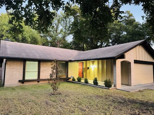 9215 Hunters Trce E, Austin, TX, 78758-6523 | Card Image