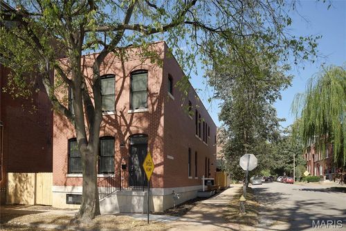2001 Lynch St, Saint Louis, MO, 63118-1606 | Card Image