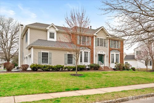 4 Bergen Drive, Cranbury, NJ, 08512 | Card Image
