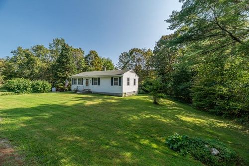 557 Beech St, Manchestr Ctr, VT, 05255-9499 | Card Image