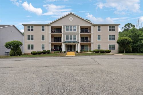 710-7021 Stefano Dr, Delmont, PA, 15626-7305 | Card Image