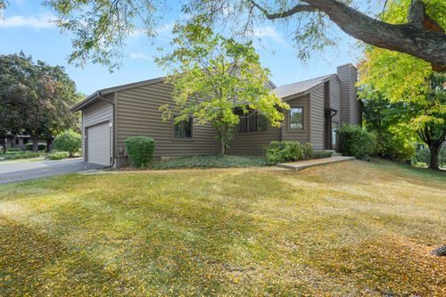 106 Sumac Ct, St. Charles, IL, 60174-5532 | Card Image