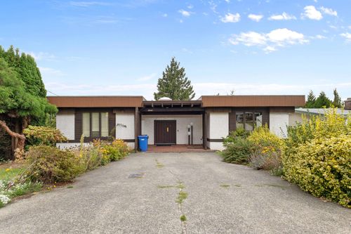 2241 Bevan Cres, Abbotsford, BC, V2T3Z4 | Card Image