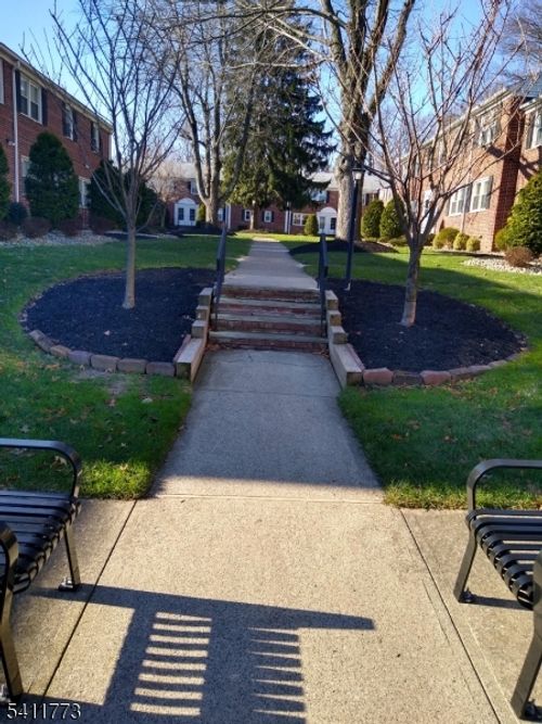 apt-b18-364 Orange Rd, Montclair, NJ, 07042-4359 | Card Image