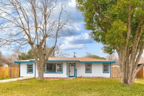 616 19th Ave N, Texas City, TX, 77590-5606 | Card Image