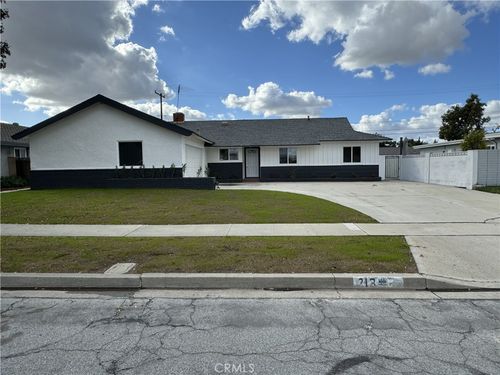 213 N Royal Pl, Anaheim, CA, 92806-3232 | Card Image