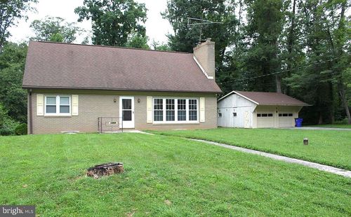 13404 Wolfsville Rd, SMITHSBURG, MD, 21783-9321 | Card Image