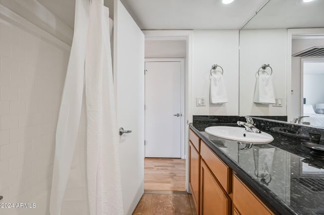 230 - 1702 W Tuckey Ln, Condo with 2 bedrooms, 1 bathrooms and null parking in Phoenix AZ | Image 10