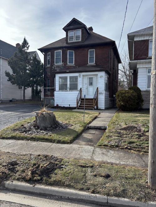 555 Niagara Boulevard, Fort Erie, ON, L2A3H3 | Card Image
