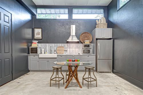 abcd-1612 W Alabama St, Houston, TX, 77006-4102 | Card Image