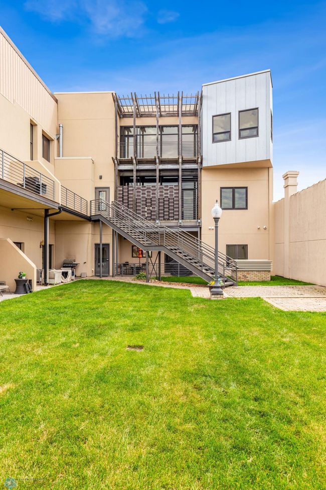 Shared green space | Image 40
