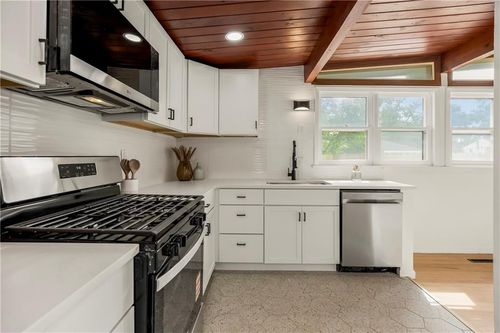 11120 E 35th Ter S, Independence, MO, 64052-2315 | Card Image
