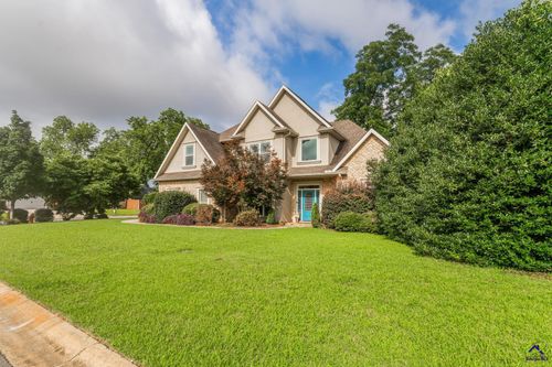 300 Cheshire Dr, Warner Robins, GA, 31088-1158 | Card Image