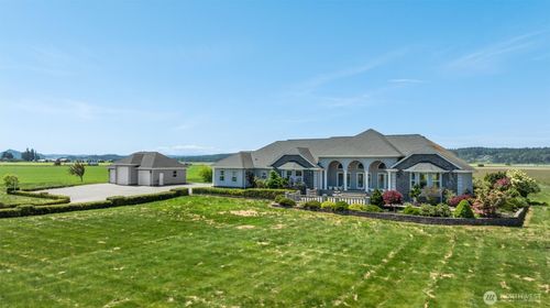 15714 Laconner Whitney Rd, La Conner, WA, 98257-4758 | Card Image