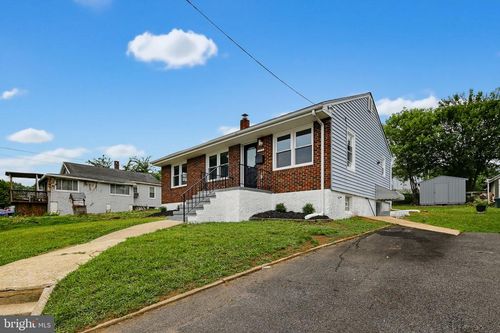 323 3rd Ave, BALTIMORE, MD, 21227-3205 | Card Image