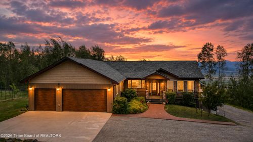 397 Dogwood Dr, Star Valley Ranch, WY, 83127-5182 | Card Image