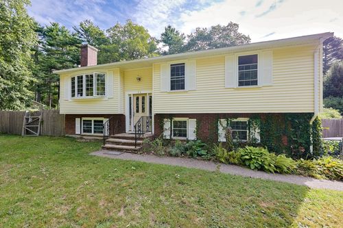 34 North St, North Brookfield, MA, 01535-1729 | Card Image