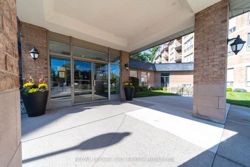 107-8111 Forest Glen Dr, Niagara Falls, ON, L2H2Y7 | Card Image