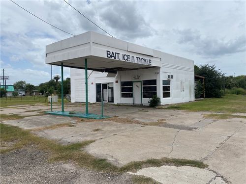 321 S State Highway 359, Mathis, TX, 78368-2705 | Card Image